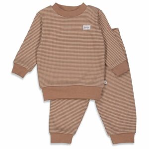 Baby pyjama set van wafelstof in bruin, comfortabel en zacht.